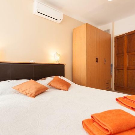 Nice Apartment In The City Center Rovinj Exterior photo